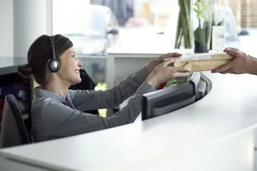 Mail handling, scanning and forwarding phone service in Kavala