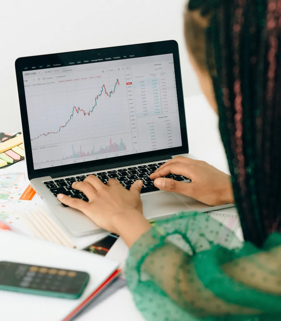 On-site business operations support in Kavala